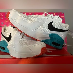 Women’s Nike Air Max Excee size 8.5. Never worn. Smoke/pet free home.